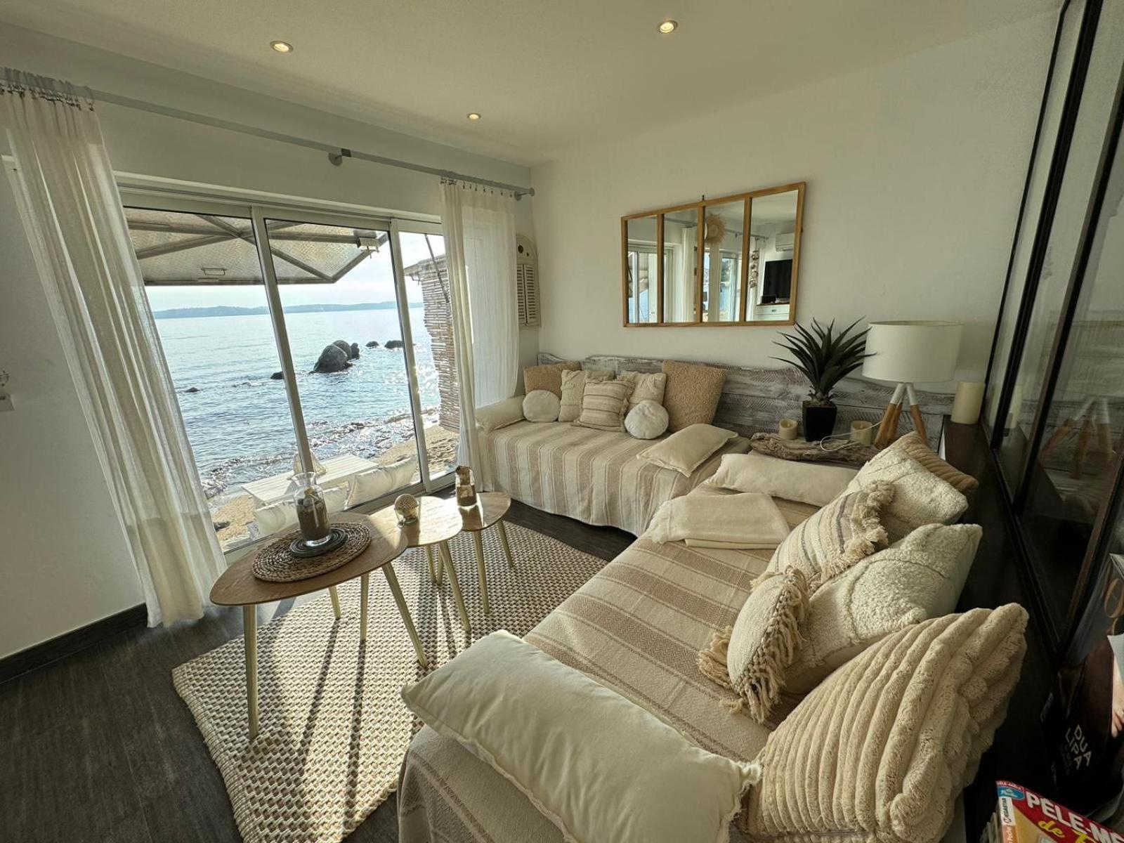 Lou Cabanou Apartamento Sainte-Maxime Exterior foto